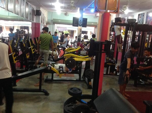 thiet-bi-phong-gym-gia-re-lieu-co-tot-khong-10